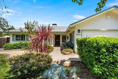 4234 Burrell Way Photo 1