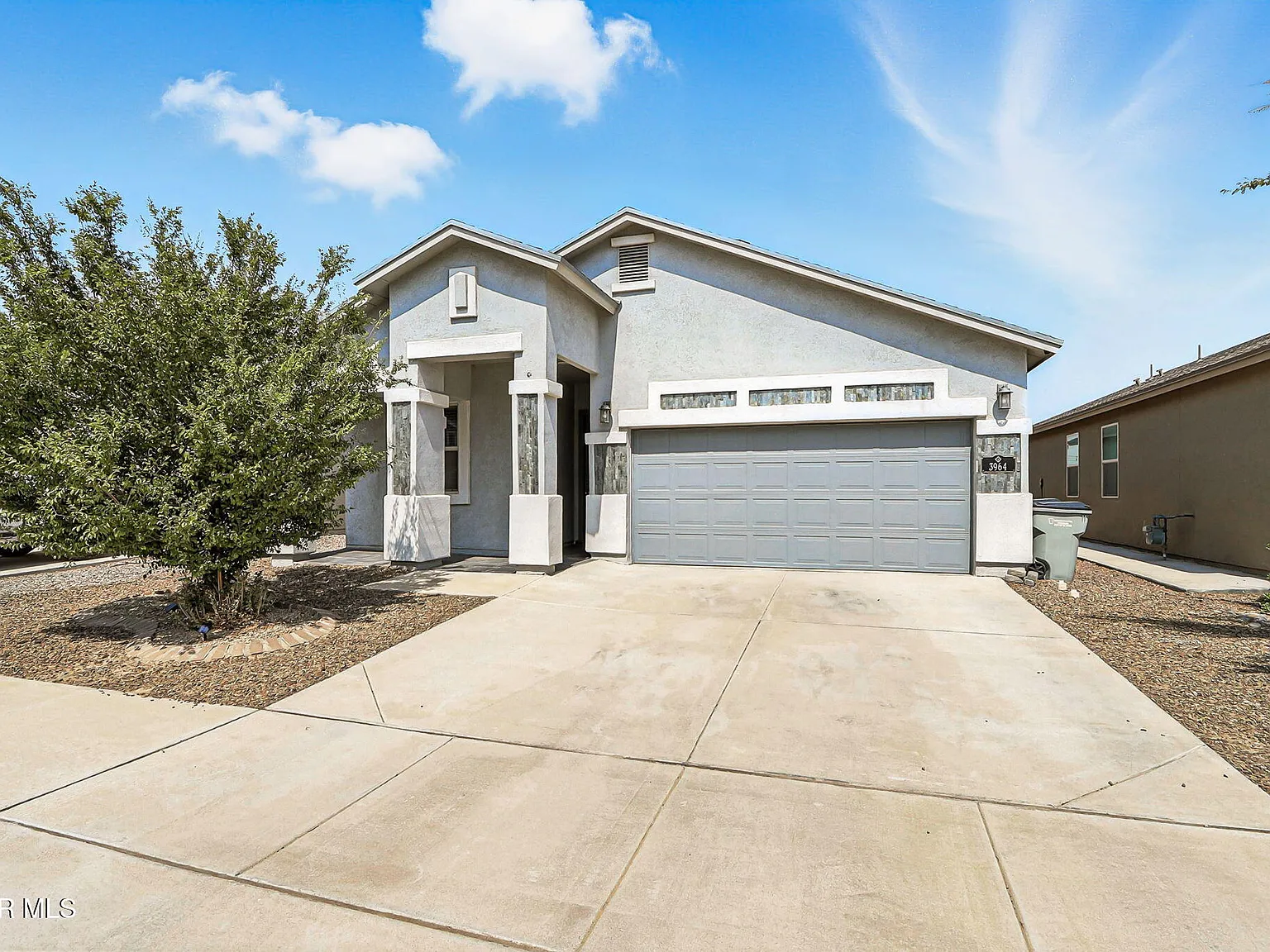 4 bed, 2.0 bath, 1668 sqft, $1,850 — Photo 2