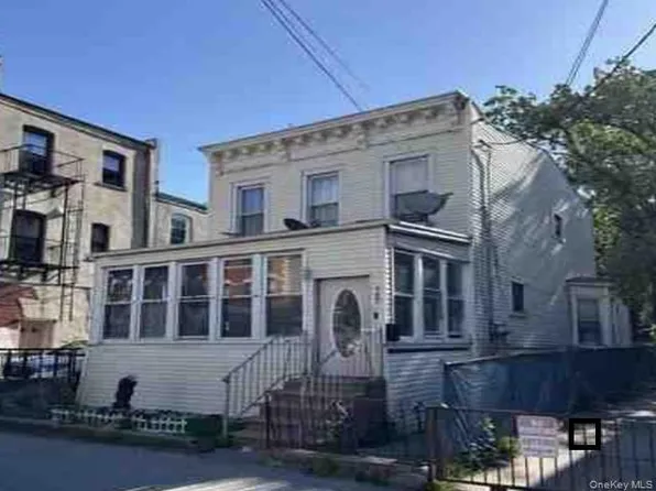 145 Chestnut Street, Brooklyn, NY 11208