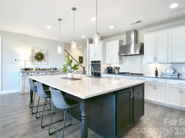 14230 Morningate St, Huntersville, NC 28078