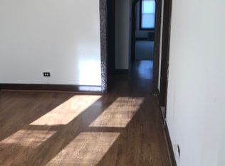 1027 W Touhy Ave APT 3A, Park Ridge, IL 60068