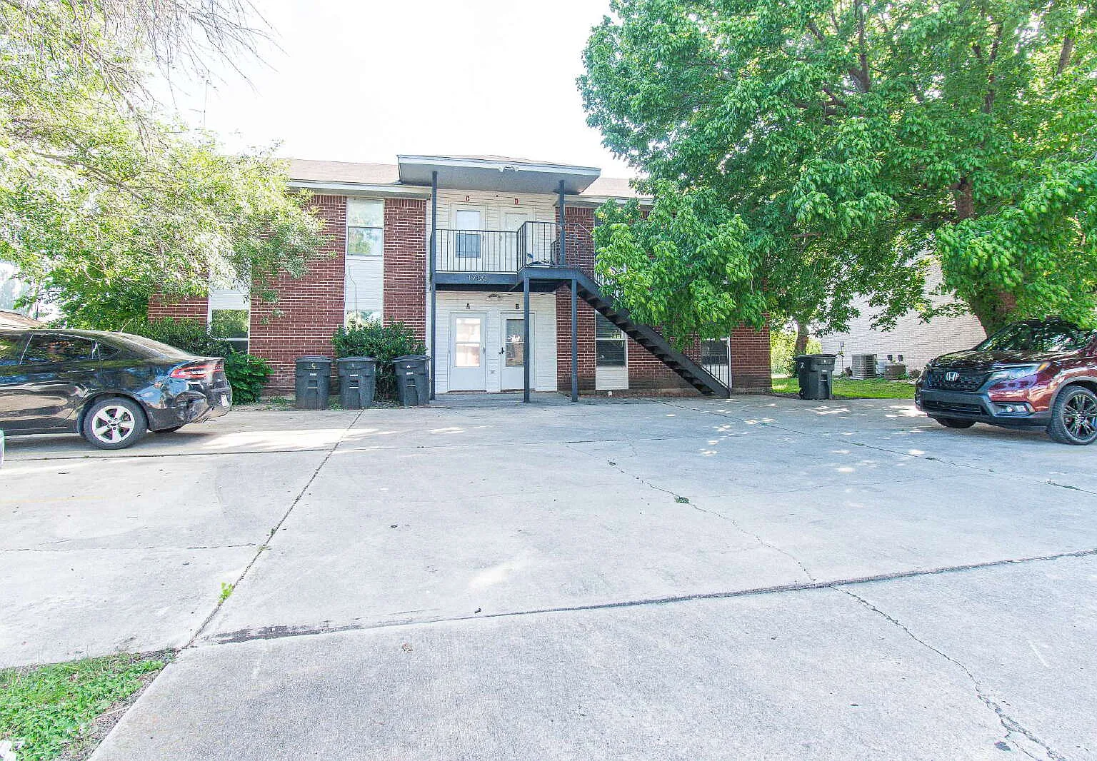 2 bed, 1.0 bath, 795 sqft, $650 — Photo 1
