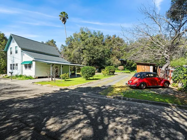 110 Shahan Drive, Cloverdale, CA 95425