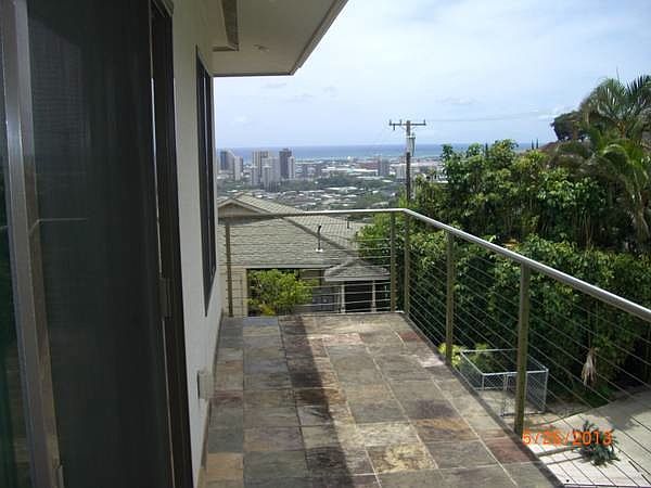 2nd image of 2731 Laniloa Rd APT A