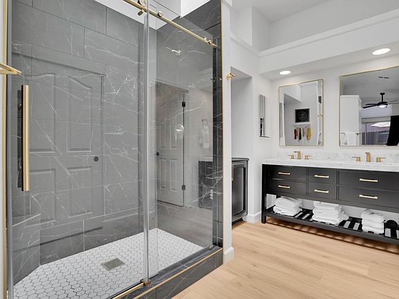 3rd image of 4608 Elwell Way