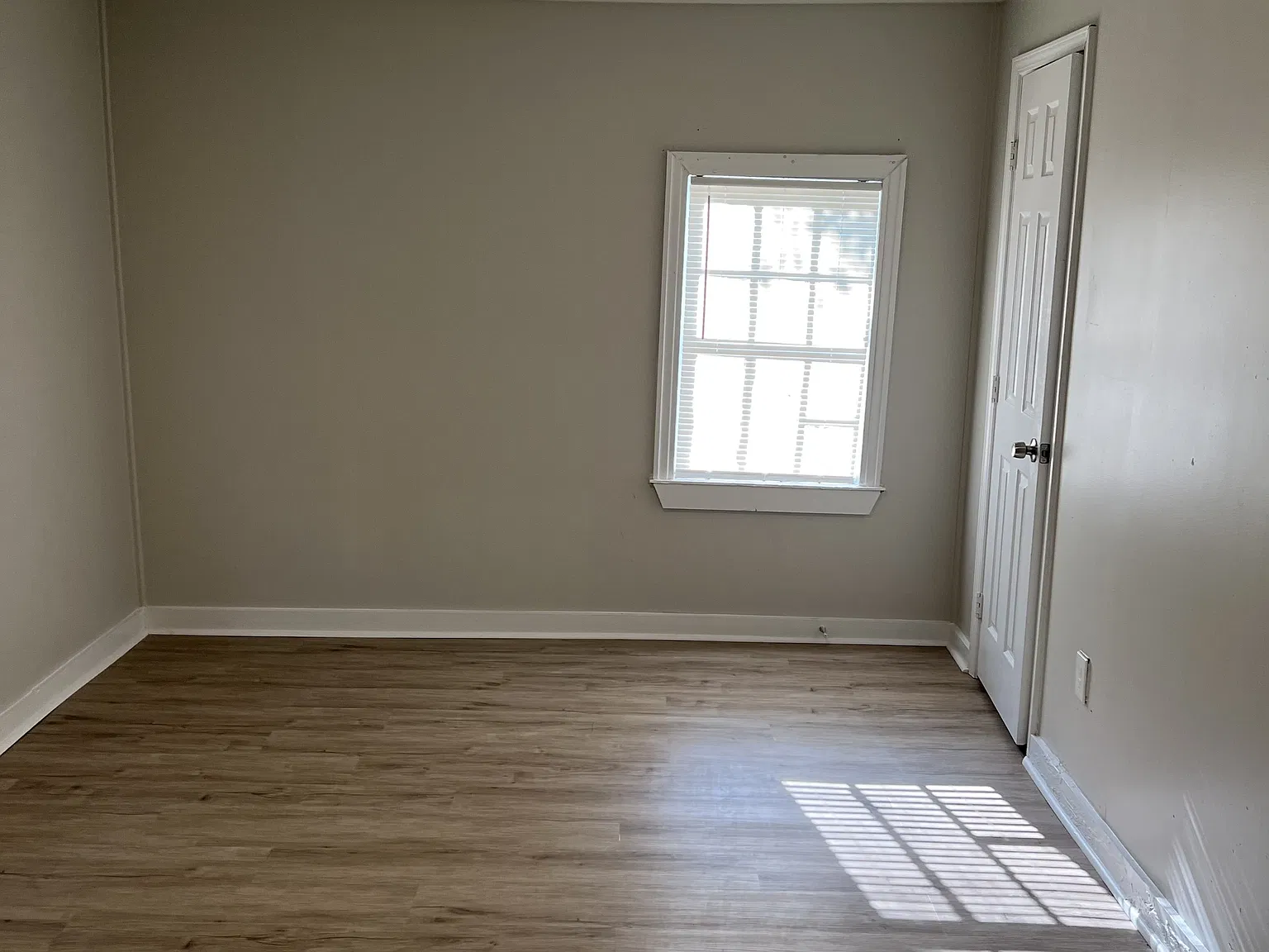 199 Dix Street - 1 — Photo 3