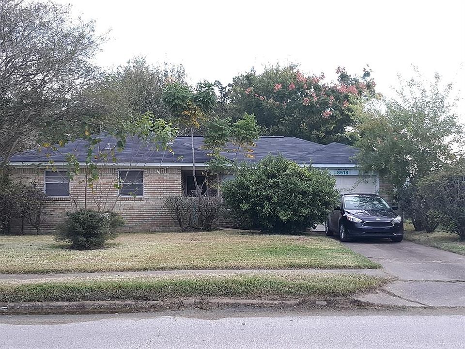 1st image of 8518 Guinevere St
