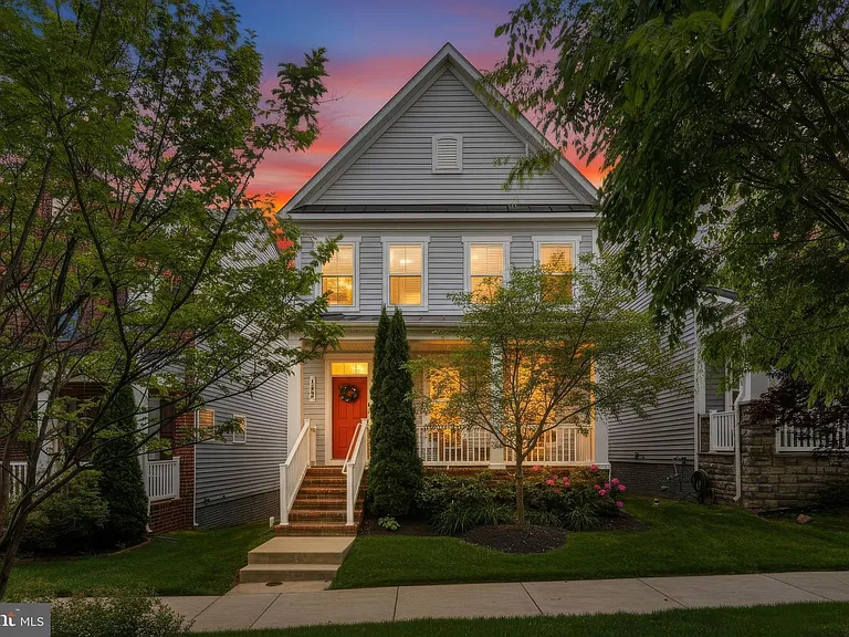 133 Limpkin Ave — Photo 2
