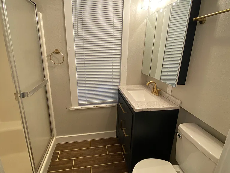 Main floor bathroom