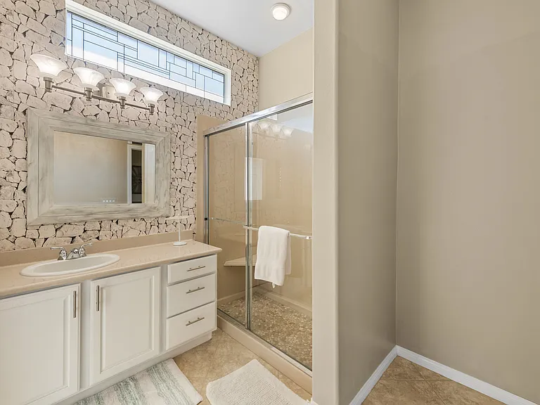 2nd bathroom
