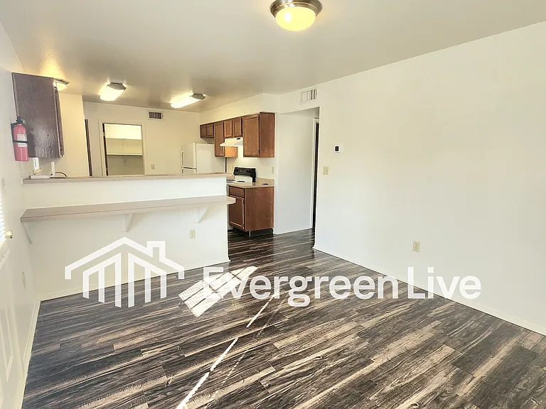 124 Raven Dr — Photo 8