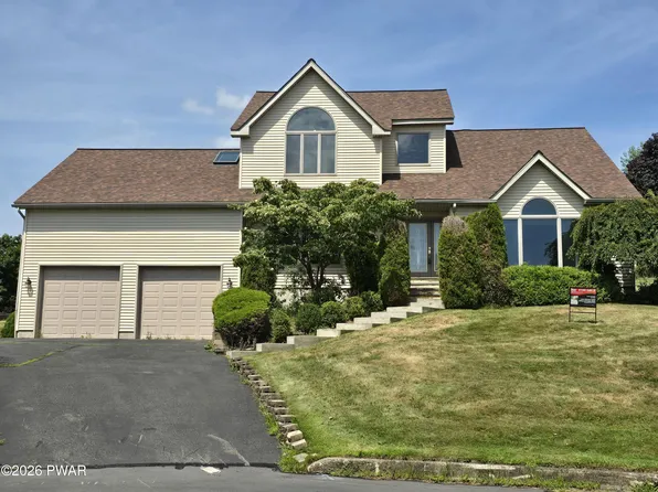 100 Rabbit Run, Clarks Green, PA 18411