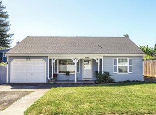 2586 Merriman Rd, Medford, OR 97501