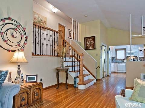 5th image of 2444 Swenson Pl