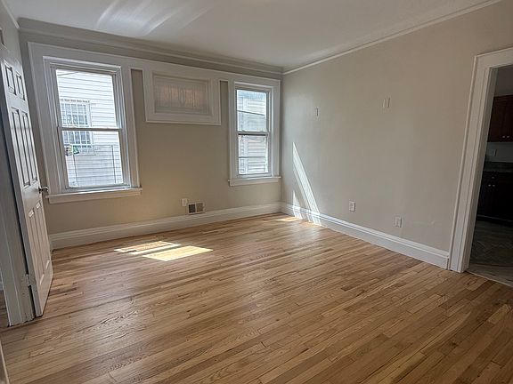 2nd image of 43 Isabella Ave #1LL