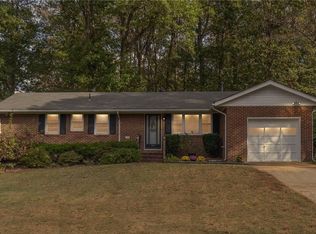 900 Laurel Ave, Chesapeake, VA 23325