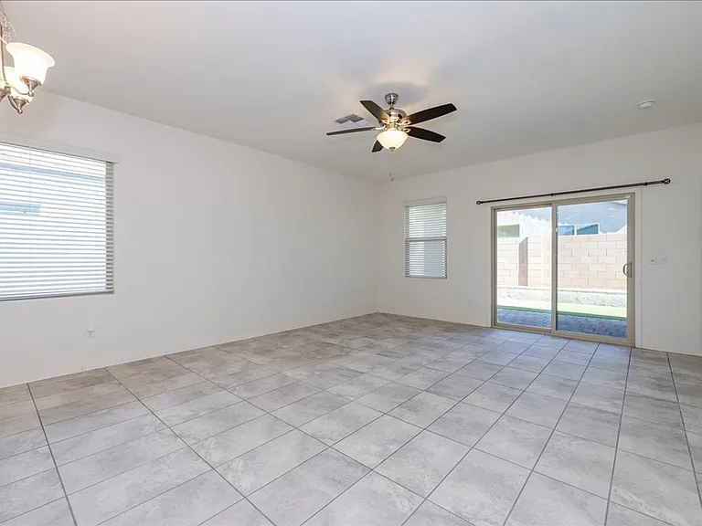 7453 S Via Plaza Del Maya — Photo 6