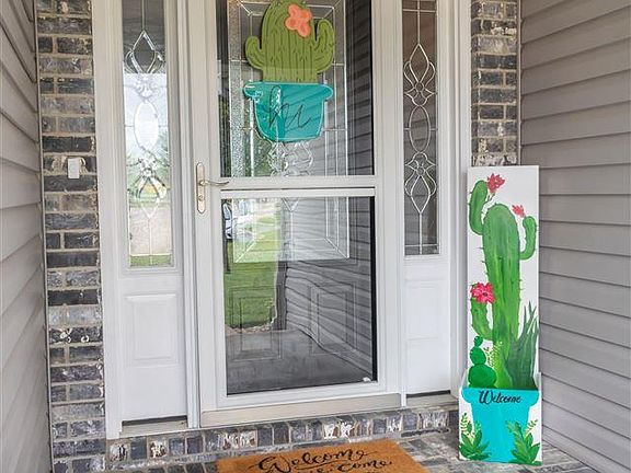 2nd image of 3132 S Parkway Ct