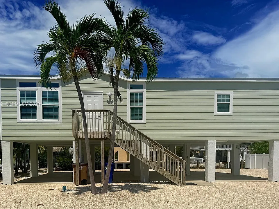 17287 Cayman Dr