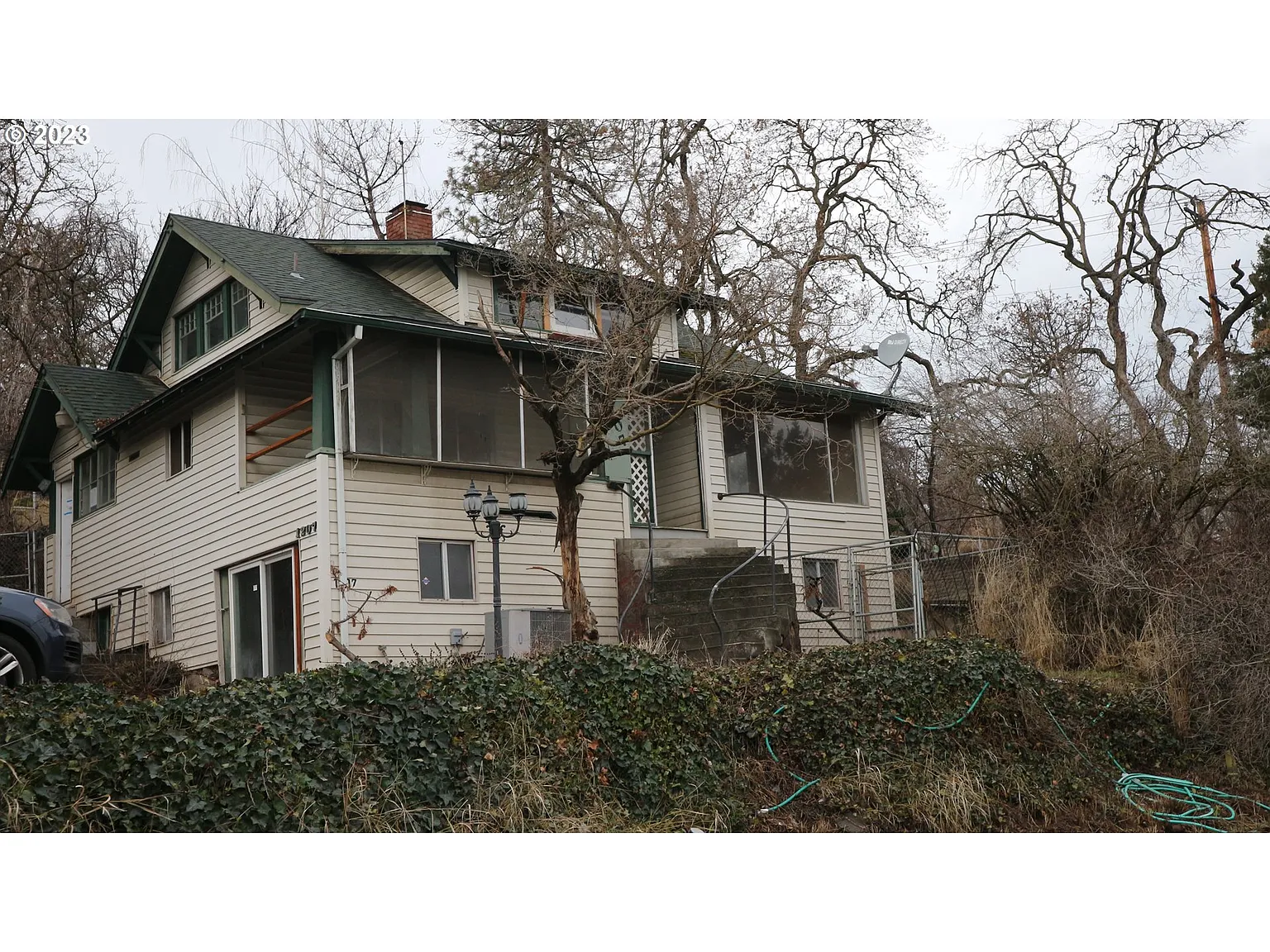 1207 Eric Ct photo 1