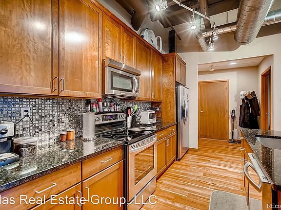 4th image of 100 Park Ave W Ph 2102