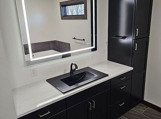 904 7th St, Clarkfield, MN 56223