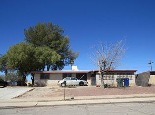 8425 E Mary Dr, Tucson, AZ 85730