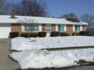 4607 Sydenham Dr, Englewood, OH 45322