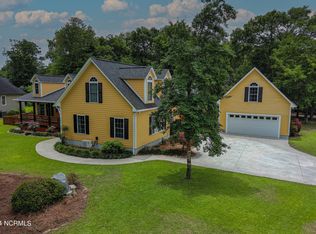 210 Shoreline Dr, Cedar Pt, NC 28584