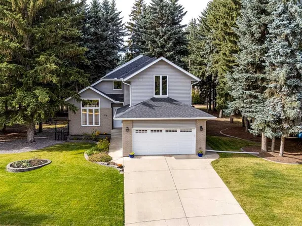 29 E Pickwick Ln, Lacombe, AB T4L 1T5