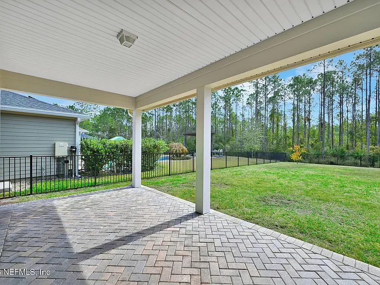 58 Spinner Dr — Photo 33