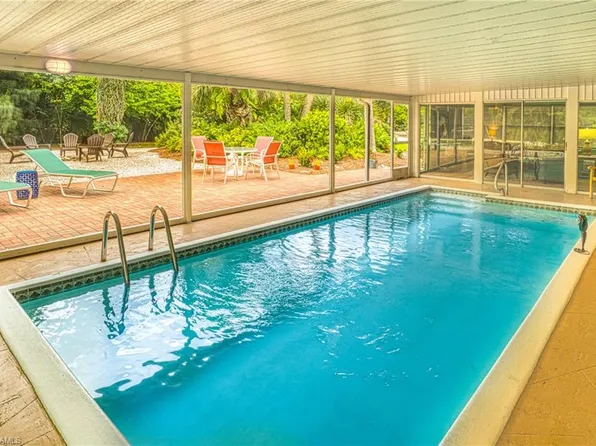 490 Old Trail Rd, Sanibel, FL 33957