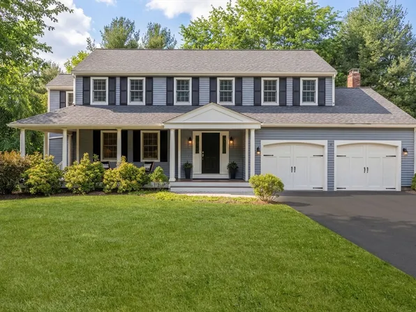 4 Blacksmith Dr, Medfield, MA 02052