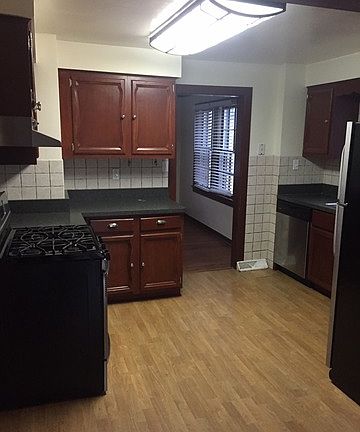 2nd image of 202 Orton Ave