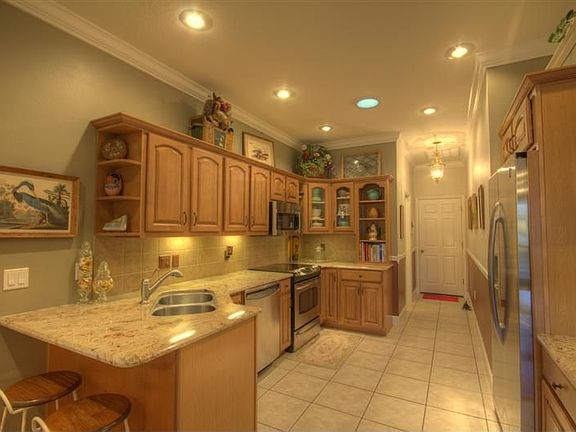 4th image of 3612 Foxwood Blvd