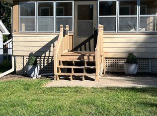 5220 Poppleton Ave, Omaha, NE 68106