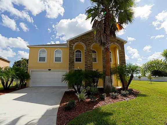2nd image of 8181 Westfield Cir