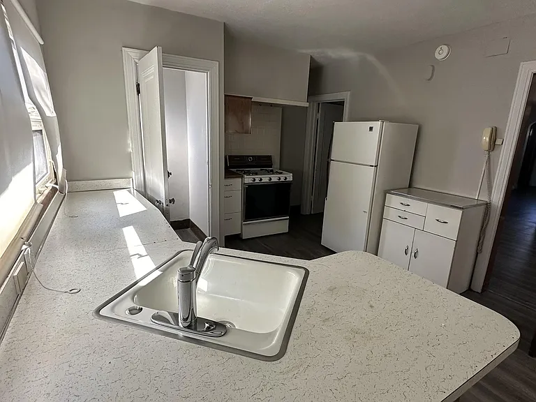 1082 Hillstone Rd #1 — Photo 9