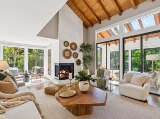 14 Oak Forest Rd, Novato, CA 94949