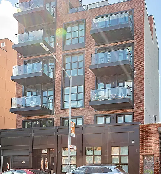 56 Box St #6B — Photo 18