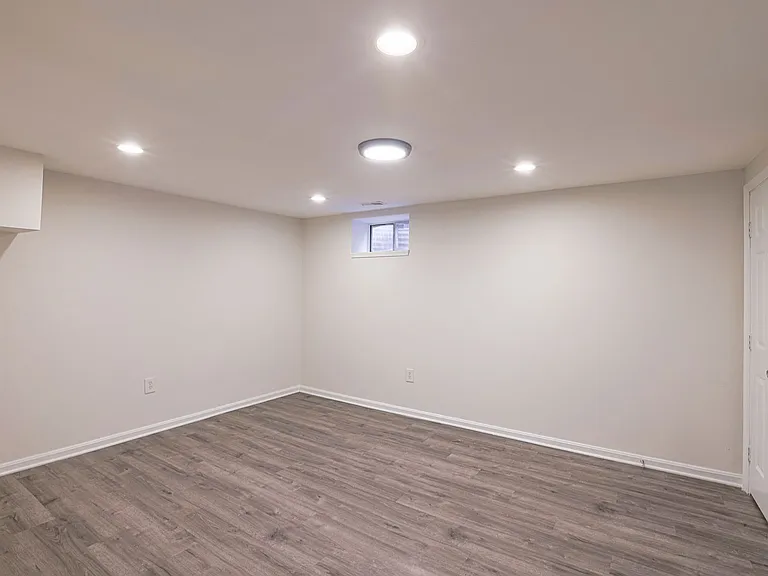 14 Luffing Ct — Photo 35