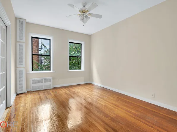 82-16 34th Avenue image 4 of 5