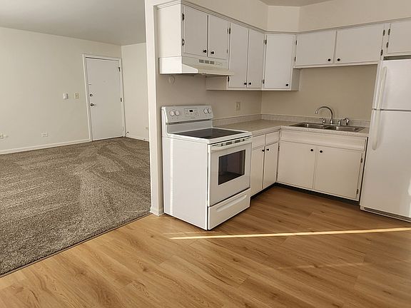 4th image of 1274 Robinwood Dr APT D