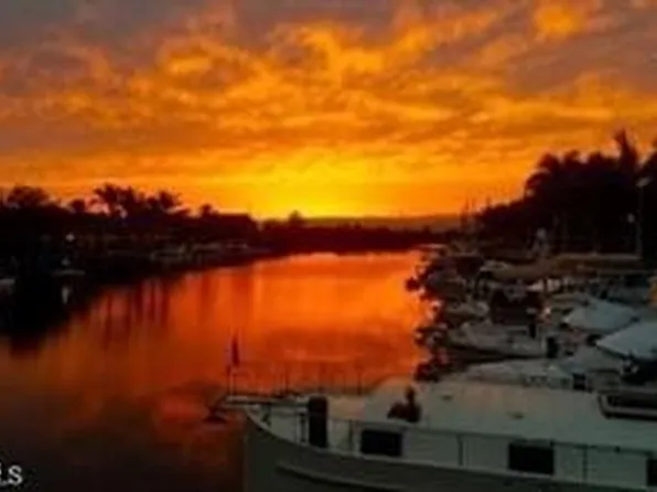 1186 Betmar Blvd, North Fort Myers, FL 33903