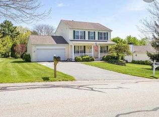 105 Goldenrod Dr, Middletown, RI 02842