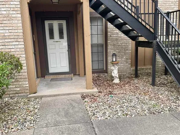 651 Frontier Ct, Terre Haute, IN 47803