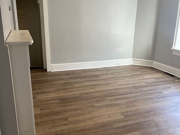 4th image of 115 N 3rd St #111