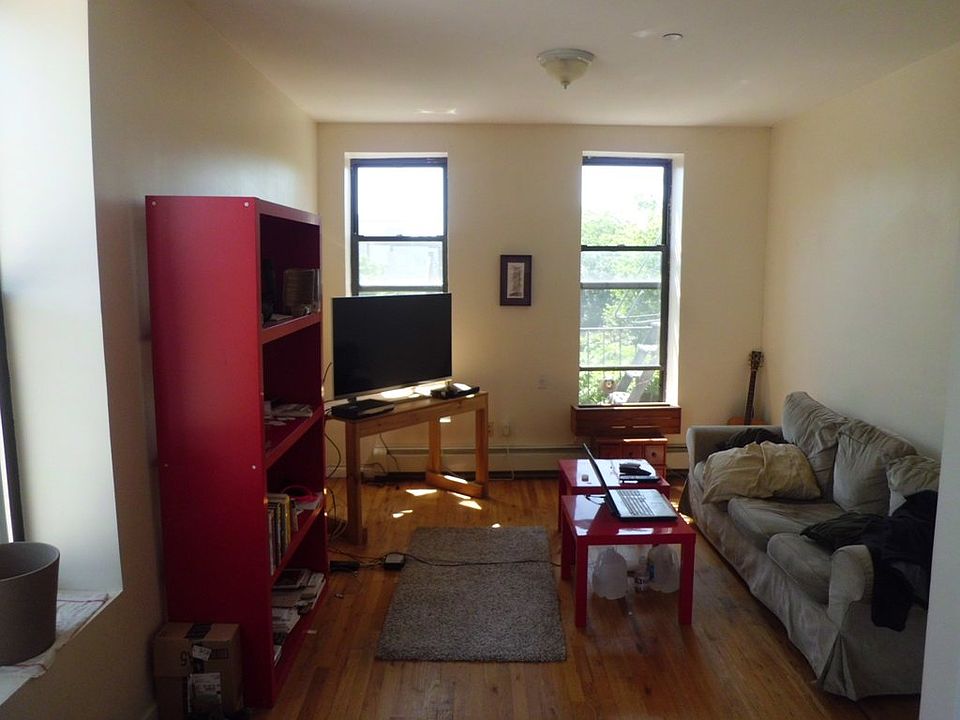 1st image of 177 Richards St APT 3R