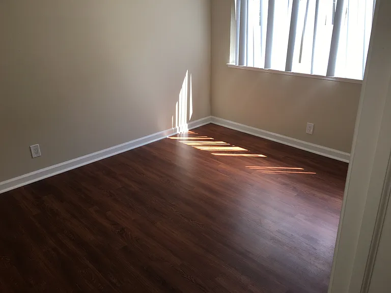 825 Menlo Ave #F — Photo 7
