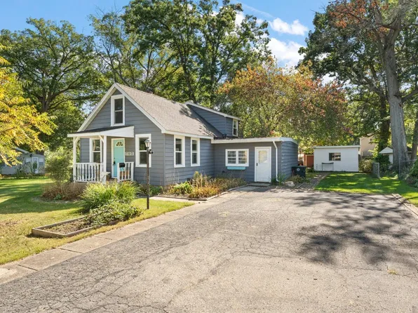 503 W 7th Pl, Hobart, IN 46342